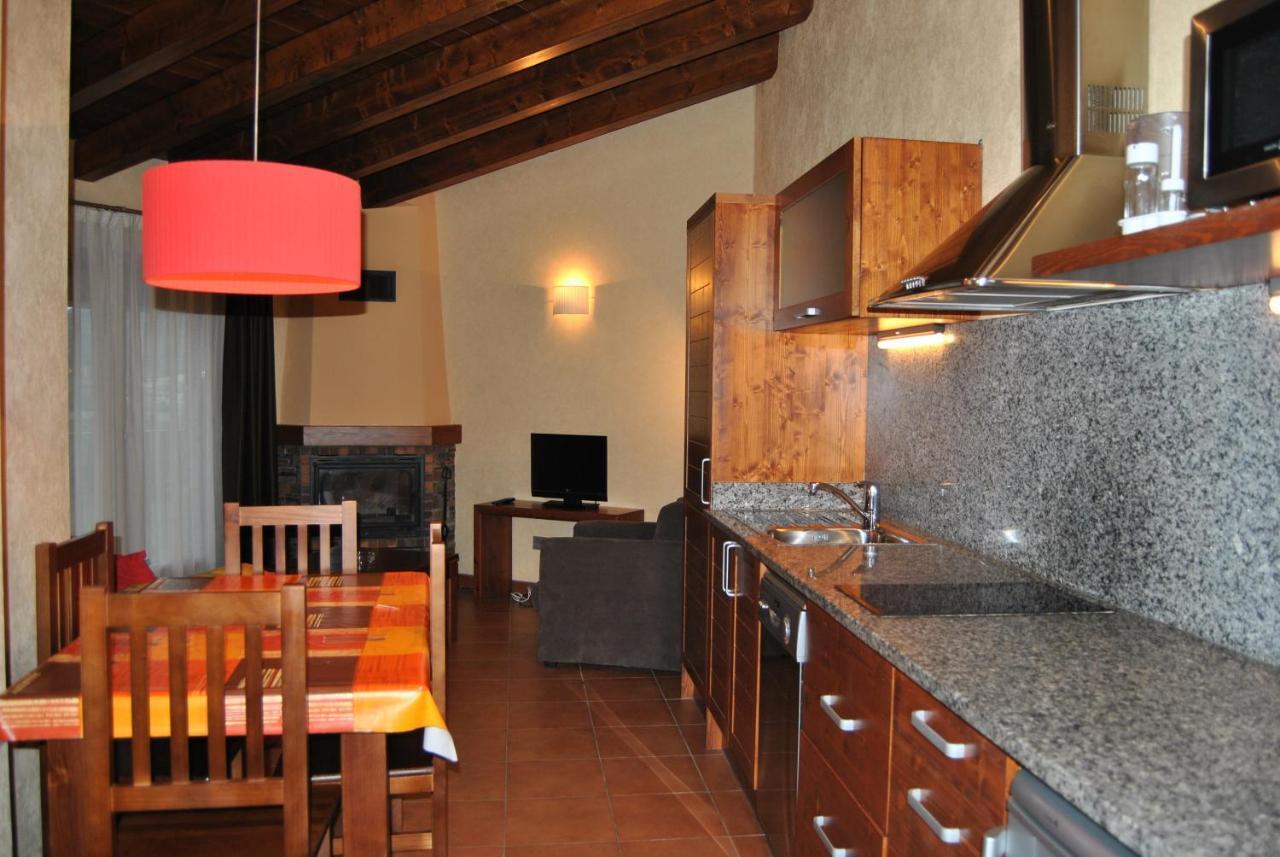 Aparthotel Bellver Bellver De Cerdanya Exterior photo